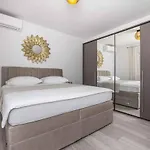 In 51194 Crikvenica
