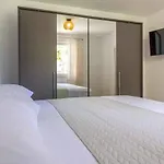 In 51194 *