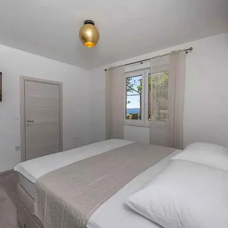 In 51194 Daire Crikvenica